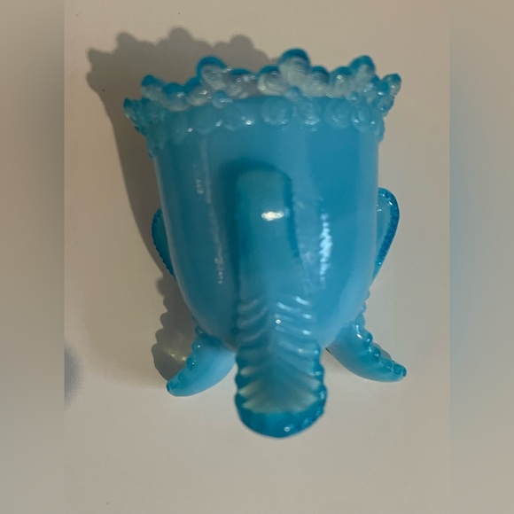 Victorian TOOTHPICK HOLDER VINTAGE BLUE OPALESCENT GLASS FLORAL HOLDER - Picture 2 of 9
